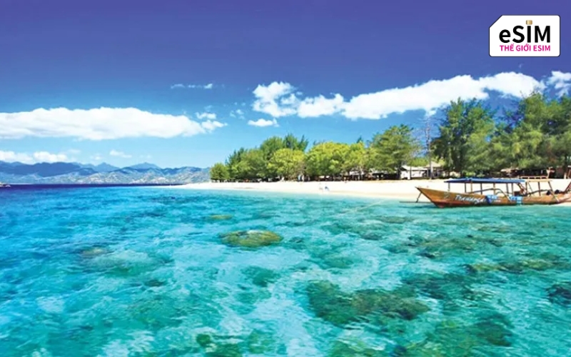 Vẻ đẹp nguyên sơ hoang dã của Koh Rong vô cùng thích hợp cho những tâm hồn muốn tìm về khoảng lặng